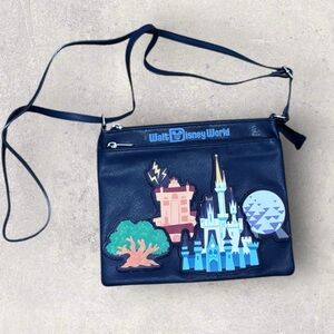 New Walt Disney world crossbody bag